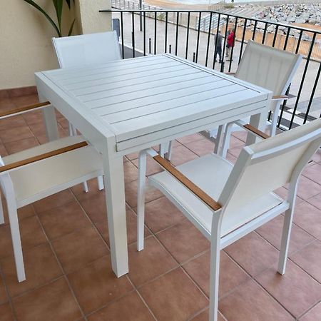 شقة Aquamarine Sant Feliu En La Playa Con Patio سان فيليو ذي غيشولس المظهر الخارجي الصورة