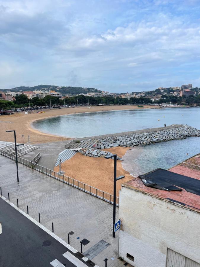 شقة Aquamarine Sant Feliu En La Playa Con Patio سان فيليو ذي غيشولس المظهر الخارجي الصورة