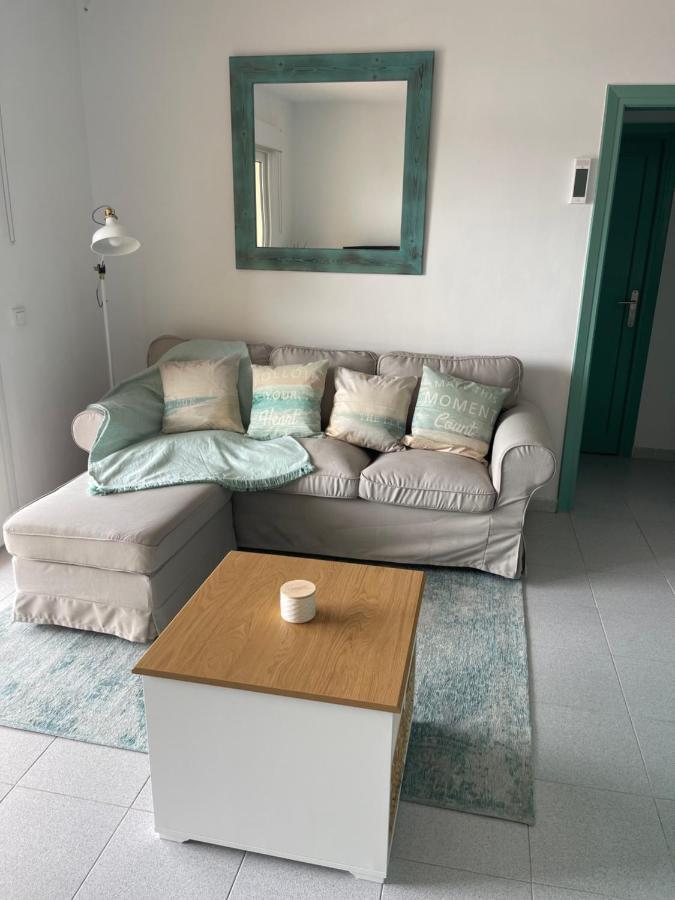 شقة Aquamarine Sant Feliu En La Playa Con Patio سان فيليو ذي غيشولس المظهر الخارجي الصورة